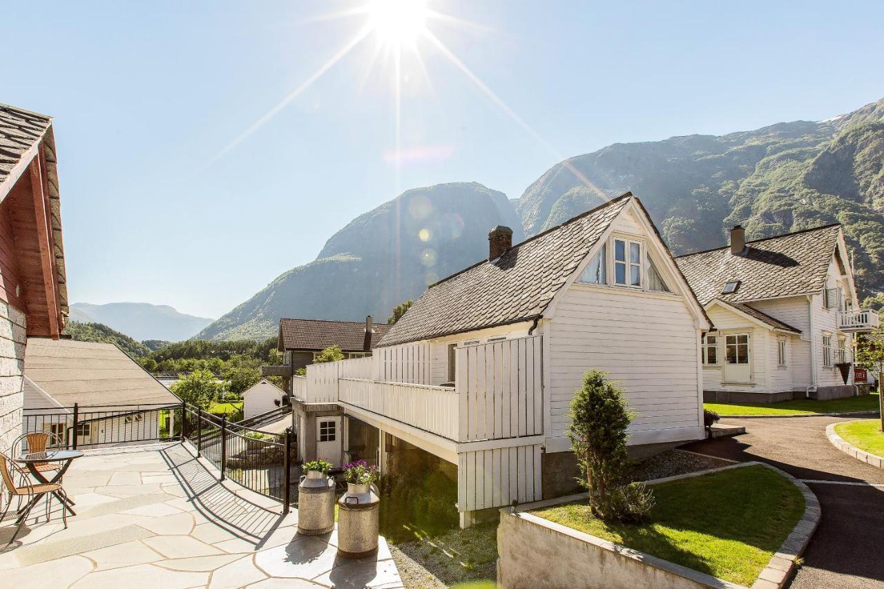 Vik Hotel